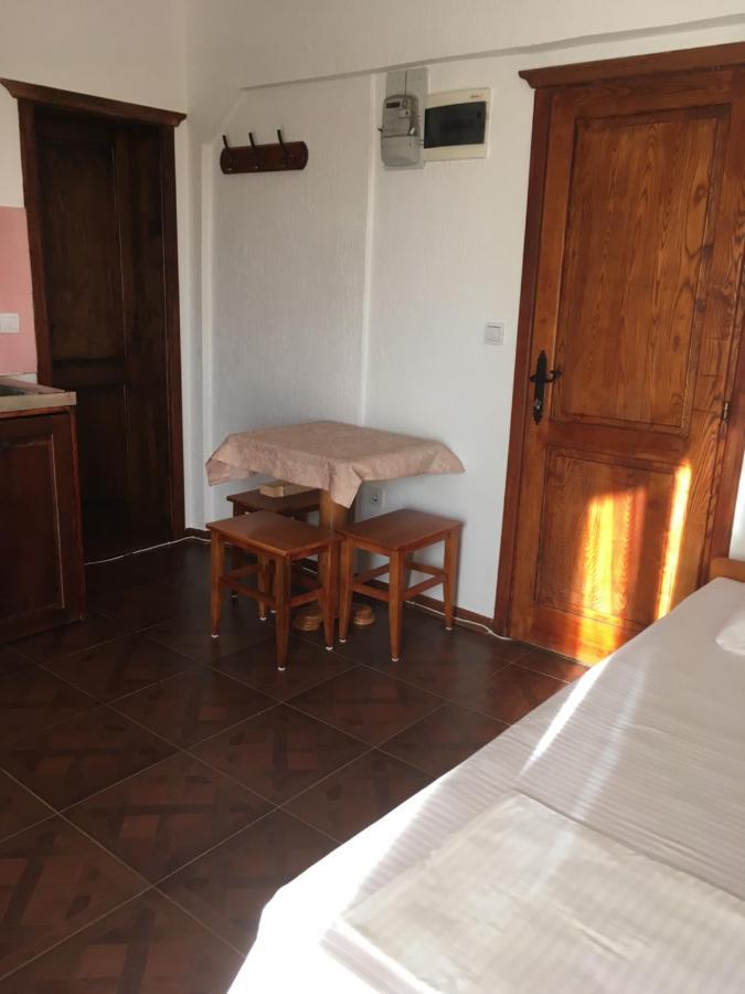 Apartment Klara Бар Экстерьер фото